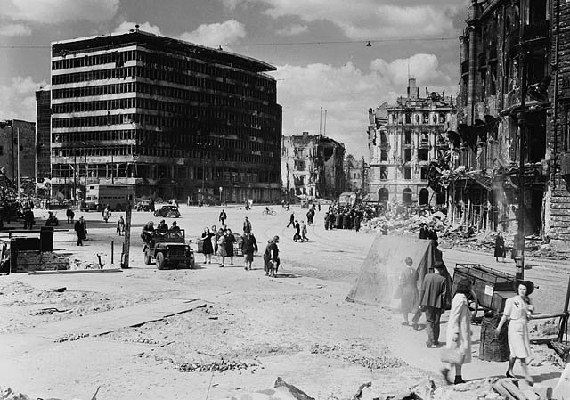 Potsdamer Platz in 1945
